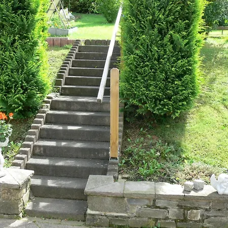 Monika Schneider アパート *