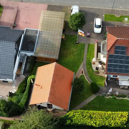 아파트 Monika Schneider *