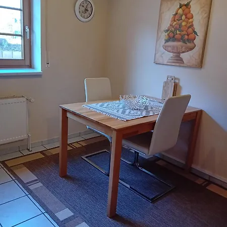 Monika Schneider * 윔바흐